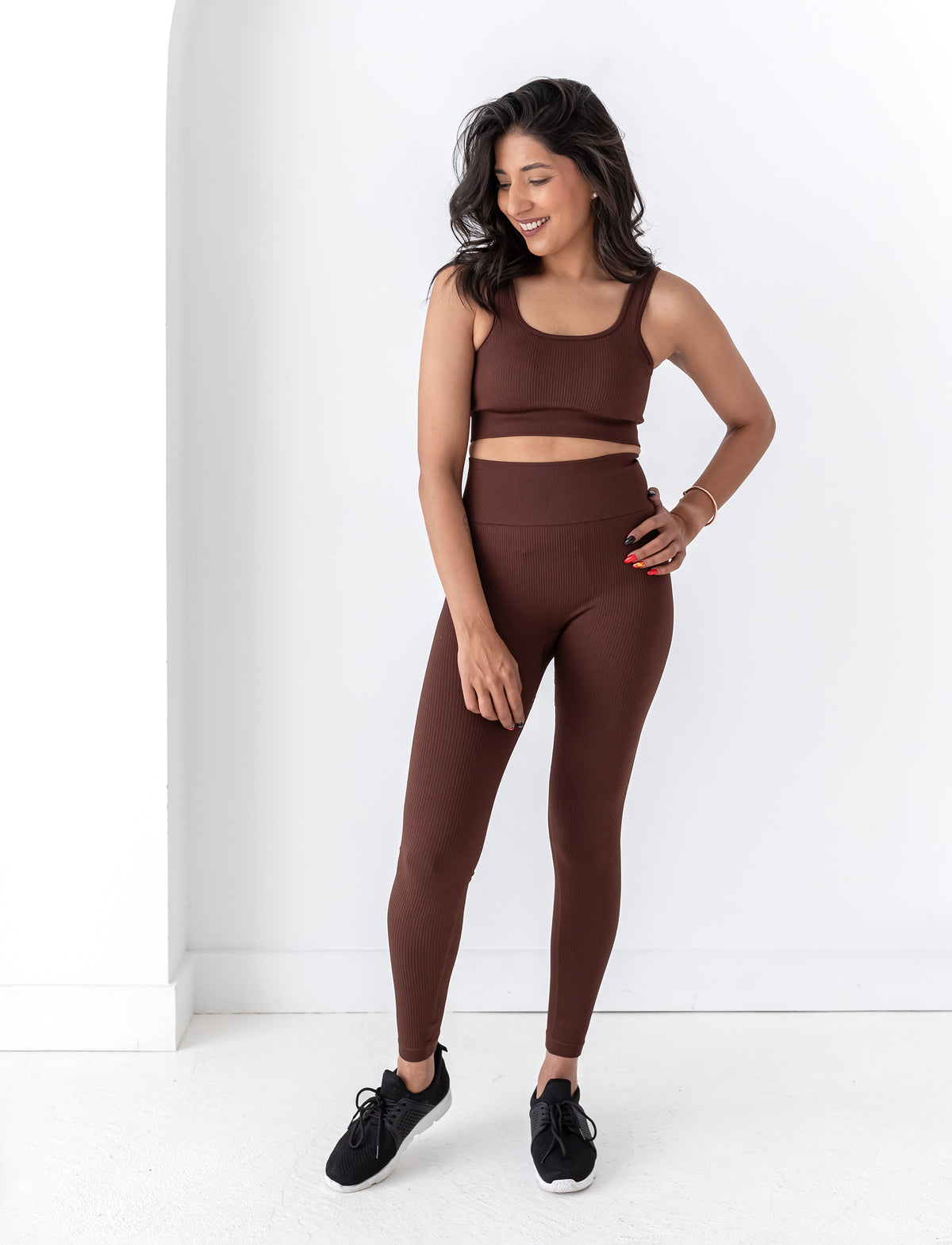 LADIES SEAMLESS RIB SPORTS CROP