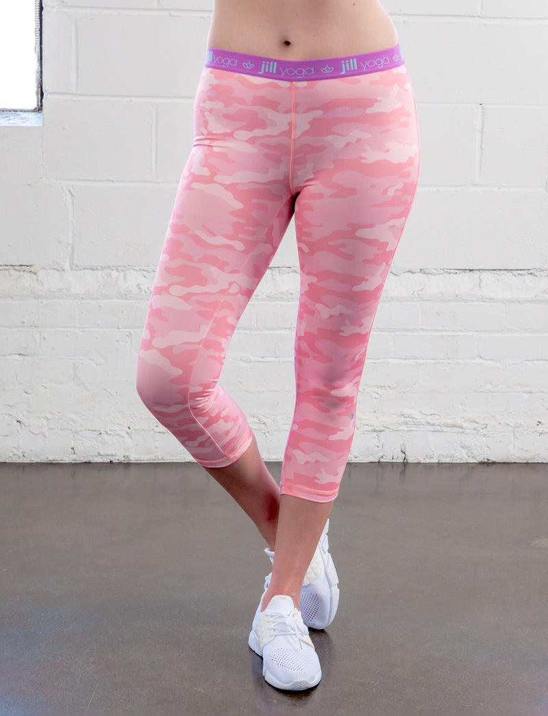 LADIES ALLOVER PRINT CAPRI LEGGING